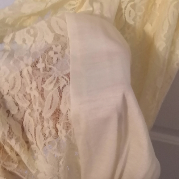 ✨2 for $10✨ Infinity scarf - Picture 2 of 3